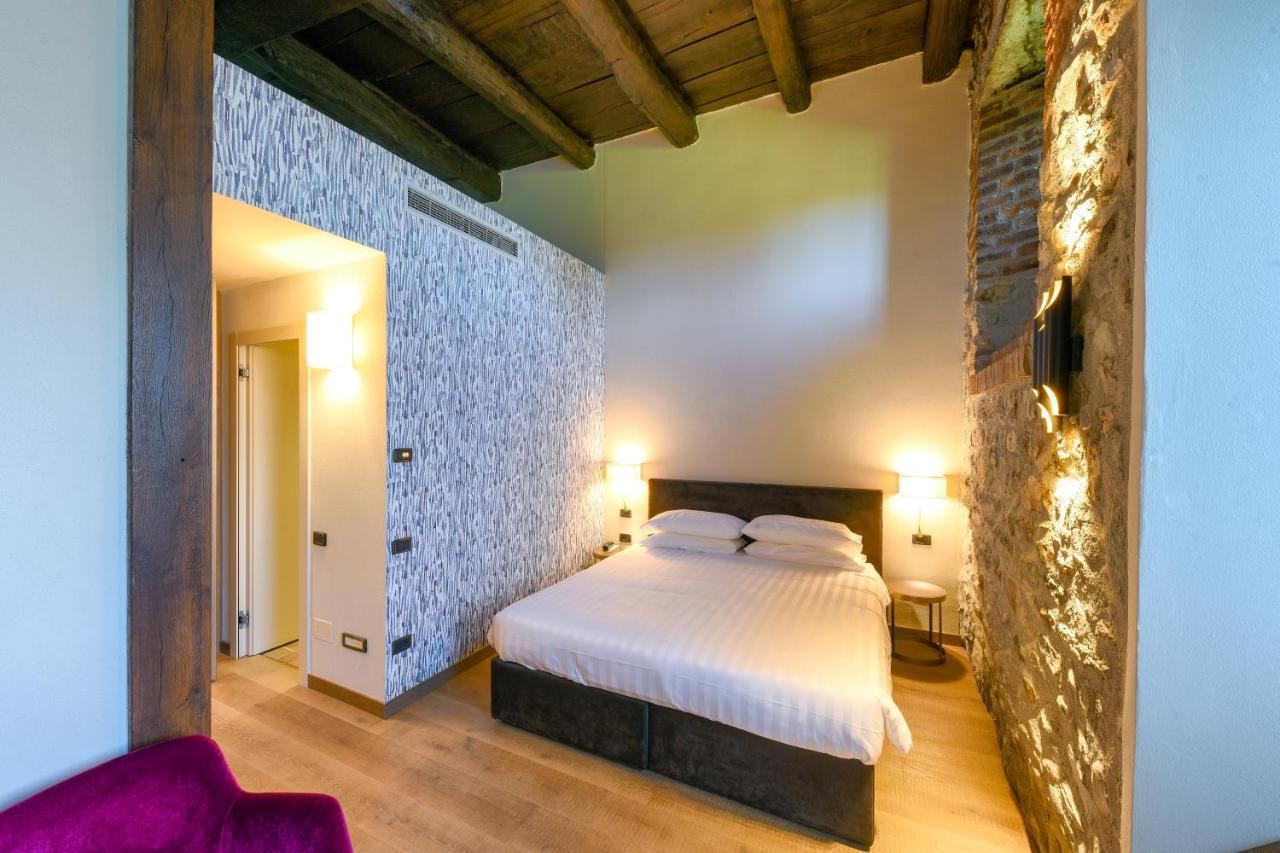Relais & Spa Castello Di Casiglio Эрба Экстерьер фото