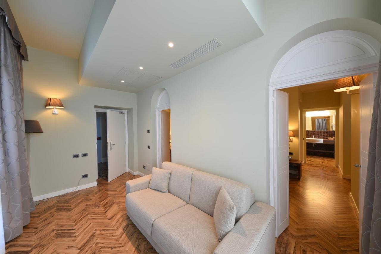 Relais & Spa Castello Di Casiglio Эрба Экстерьер фото