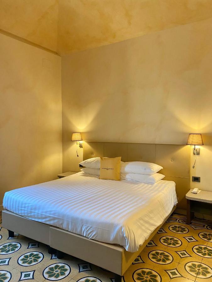 Relais & Spa Castello Di Casiglio Эрба Номер фото