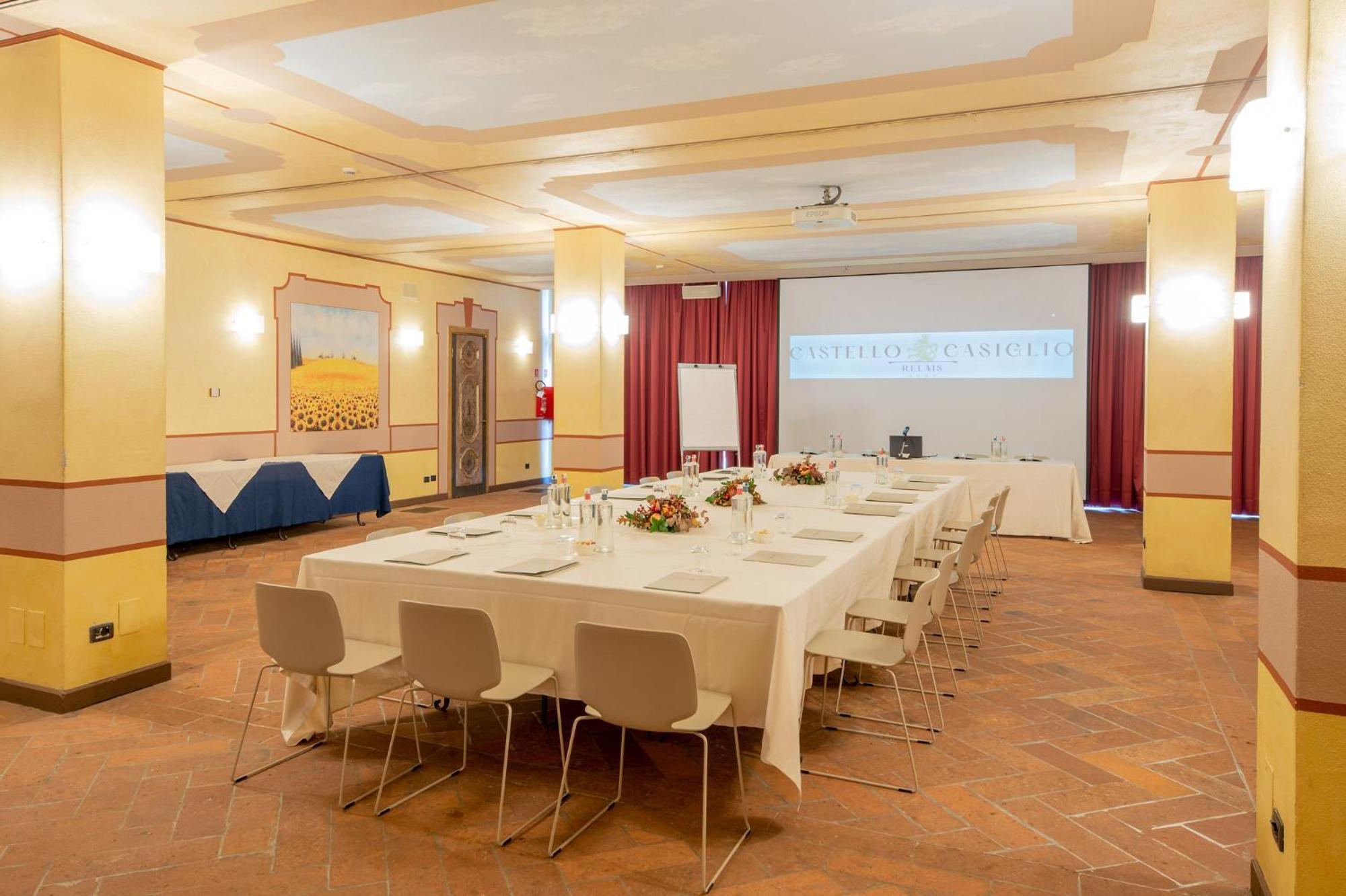 Relais & Spa Castello Di Casiglio Эрба Экстерьер фото