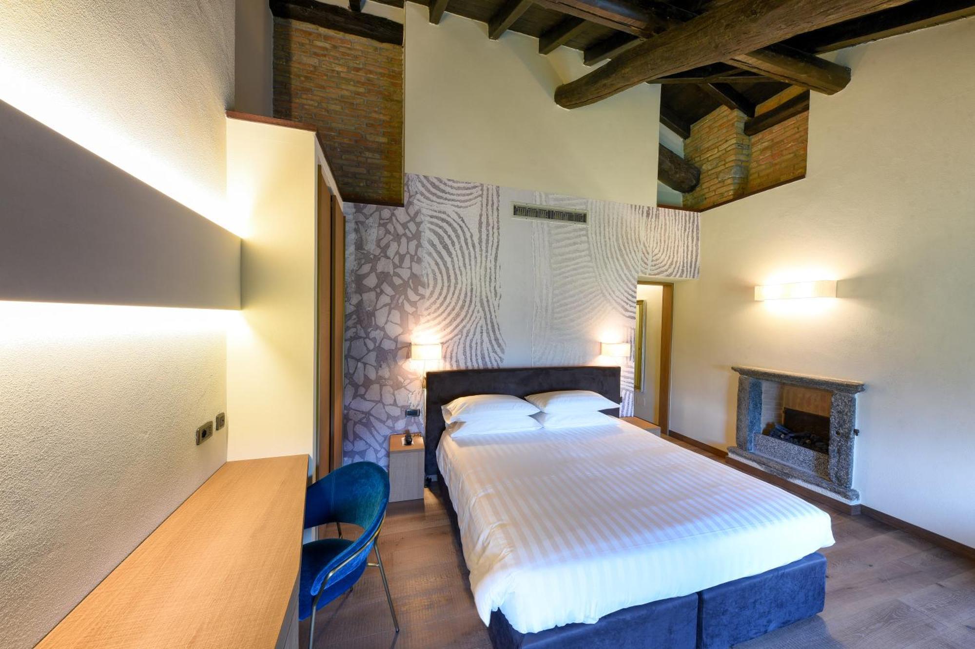 Relais & Spa Castello Di Casiglio Эрба Номер фото