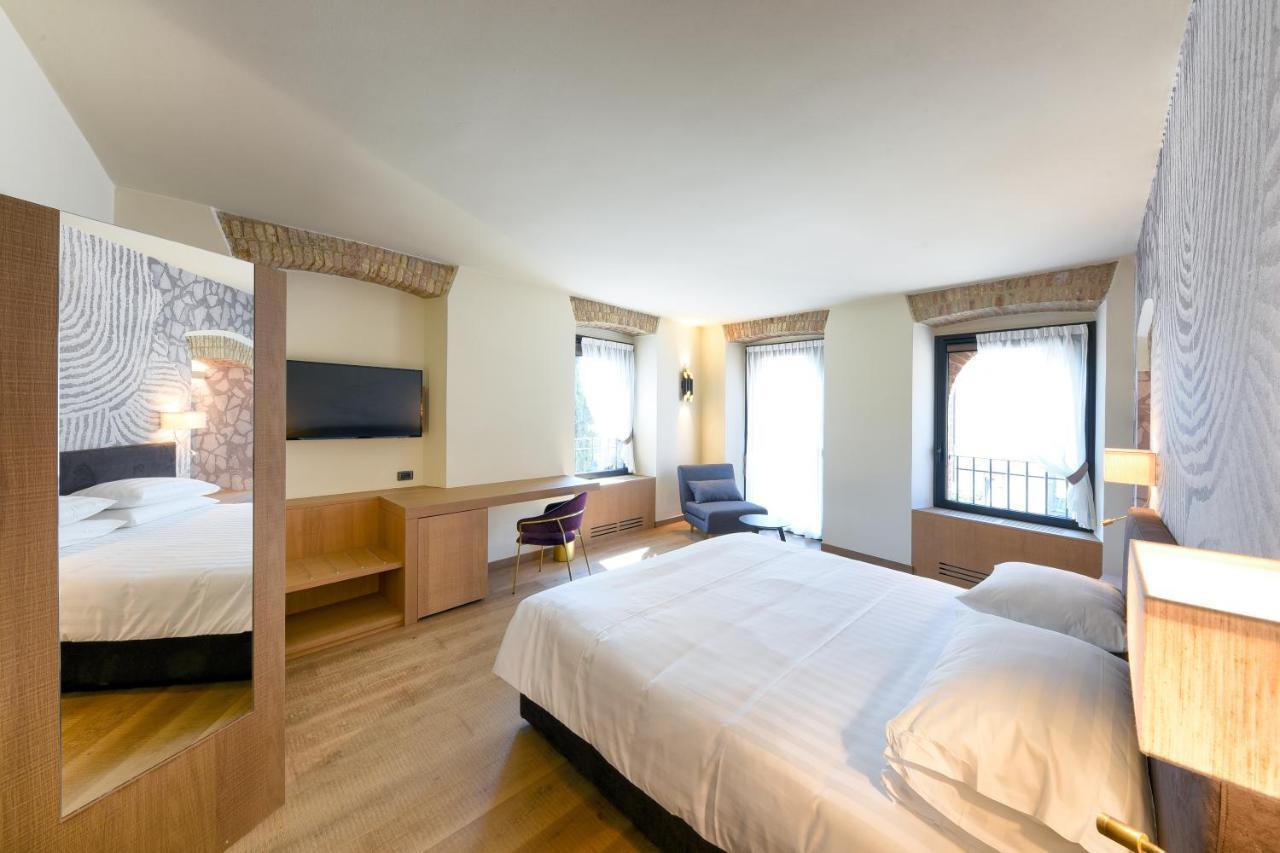 Relais & Spa Castello Di Casiglio Эрба Экстерьер фото