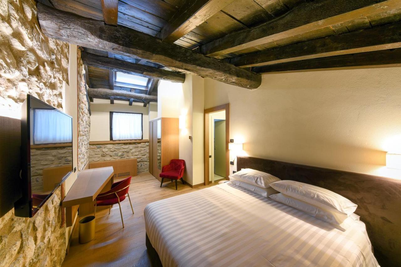 Relais & Spa Castello Di Casiglio Эрба Экстерьер фото